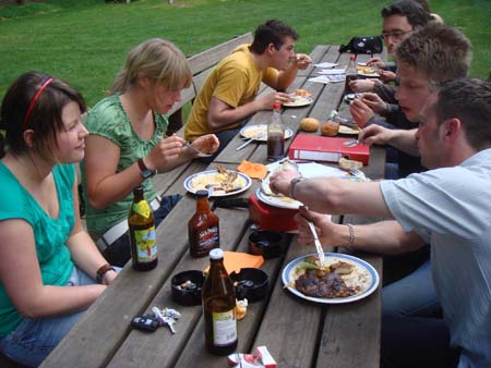 08-05 ot PG-Grill 003